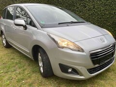 Bild des Angebotes Peugeot 5008 5008 Diesel HDI FAP 115 Allure 8-fach Alu, 7-Sitzer
