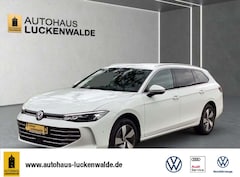 Bild des Angebotes VW Passat Variant 1.5 eTSI Business DSG *HuD*R-CAM*