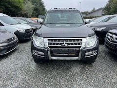 Bild des Angebotes Mitsubishi Pajero 3,2 DI-D 4WD Edition100 Automatik*Tüv Neu