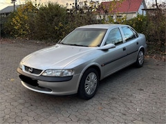Bild des Angebotes Opel Vectra 1.6 TÜV 04/27
