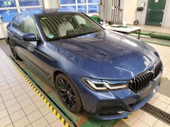 Bild des Angebotes BMW M550 i xDrive*20Zoll*INDIVUAL*Innovation*B&W*TV*Massage
