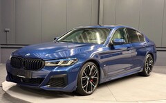 Bild des Angebotes BMW M550 i xDrive*20Zoll*INDIVUAL*Innovation*B&W*TV*Massage