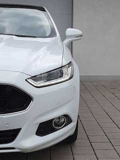 Bild des Angebotes Ford Mondeo 2,0TDCi/Bi-Tu/Aut./Pano/LED/Kam./Titanium