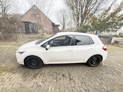 Toyota Auris 120D Advance