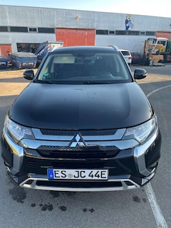 Mitsubishi Outlander Outlander 2.4 4WD Plug-In Hybrid