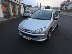 Bild des Angebotes Peugeot 206 206 75 Petit Filou Cool
