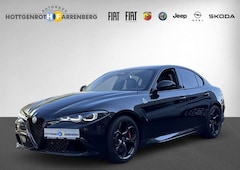 Alfa Romeo Giulia Quadrifoglio Verde 2.9 Tech-Paket Akrapov.