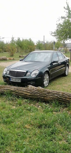 Bild des Angebotes Mercedes-Benz E 500 7G-TRONIC Avantgarde