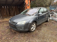 Bild des Angebotes Ford Focus Lim. Ghia