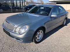 Bild des Angebotes Mercedes-Benz E 200 KOMPRESSOR 6-Gang*Leder Twin*NAVI*PTS*