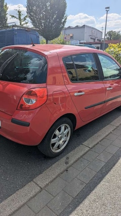 Bild des Angebotes Renault Clio 1.4 16V 100 Exception