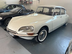 Bild des Angebotes Citroen DS ID19 B D-Special H-Zulassung Velours Rot