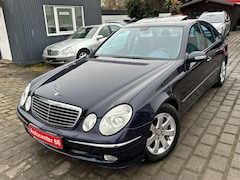 Bild des Angebotes Mercedes-Benz E 240 Limo Avantgarde*XENON*PDC*SCHIEBED*2.HAND