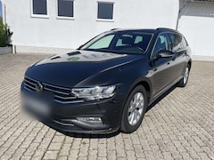 Bild des Angebotes VW Passat Var. Business 1.5 TSI AHK eHECK eSITZ KAM NAVI