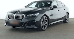 Bild des Angebotes BMW 520 i M Sport Lüft|ACC|PAs+360°|ha&ka|4xSHZ|el.Si 360°