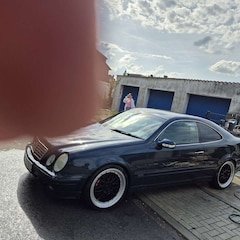 Bild des Angebotes Mercedes-Benz CLK 230 Coupe Kompressor Elegance