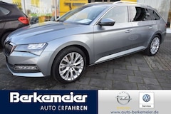Bild des Angebotes Skoda Superb Combi iV Style/Kamera/Alcantara/Kessy/ACC