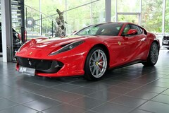 Bild des Angebotes Ferrari 812 Superfast Kamera Garantie 07/26 DeutschesFZ