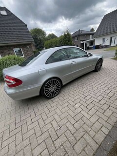 Bild des Angebotes Mercedes-Benz CLK 200 CLK 200 Kompressor (209.342)