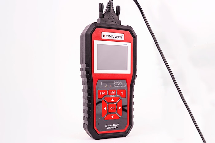 OBD2-Diagnosegeräte Test       Konnwei