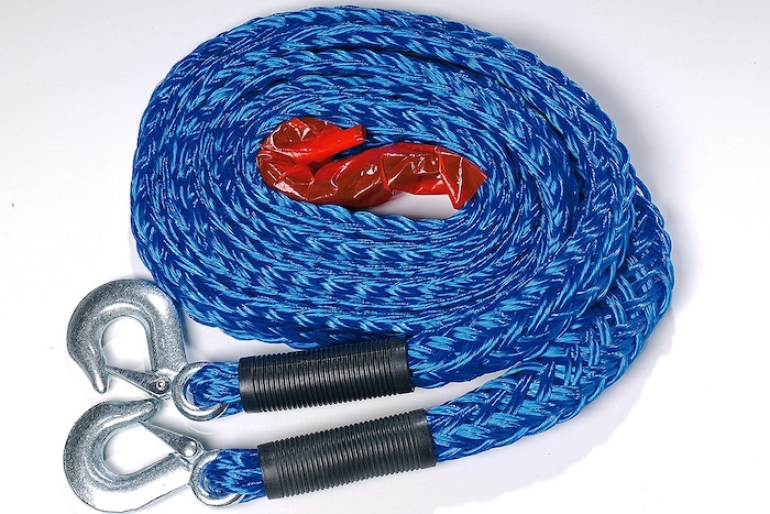 Acht Abschleppseile im Test