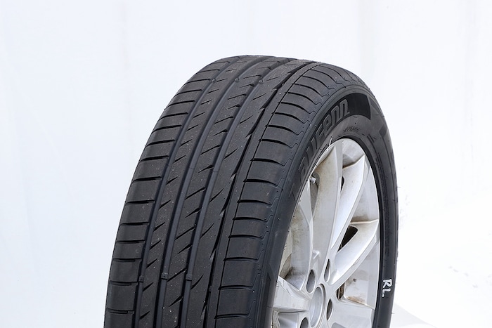 Sommerreifen Test - 215/55 R 17-     Laufenn S Fit EQ+