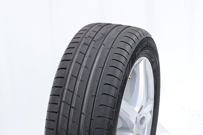Sommerreifen Test - 215/55 R 17-     Nokian  Powerproof