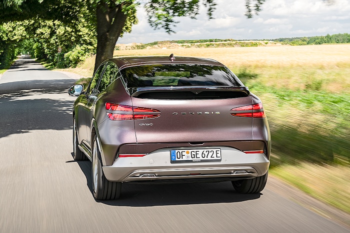 Genesis GV60 AWD Dual Motor Sport Plus   