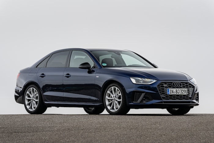 Audi A4 45 TFSI quattro