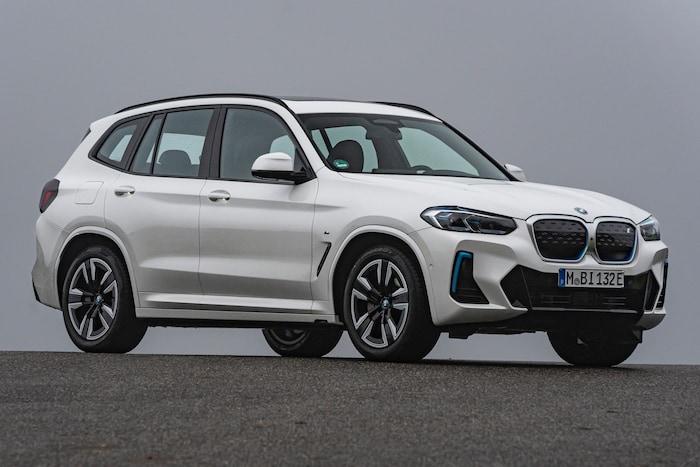 BMW iX3