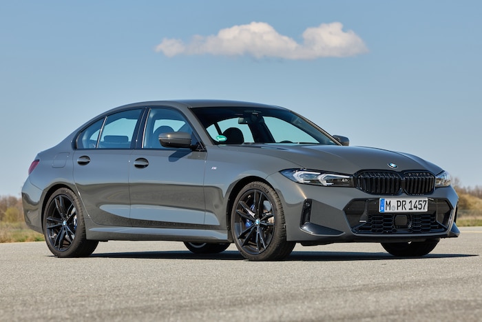 BMW 320i