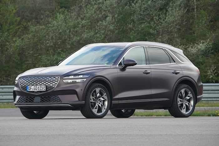 Genesis Electrified GV70