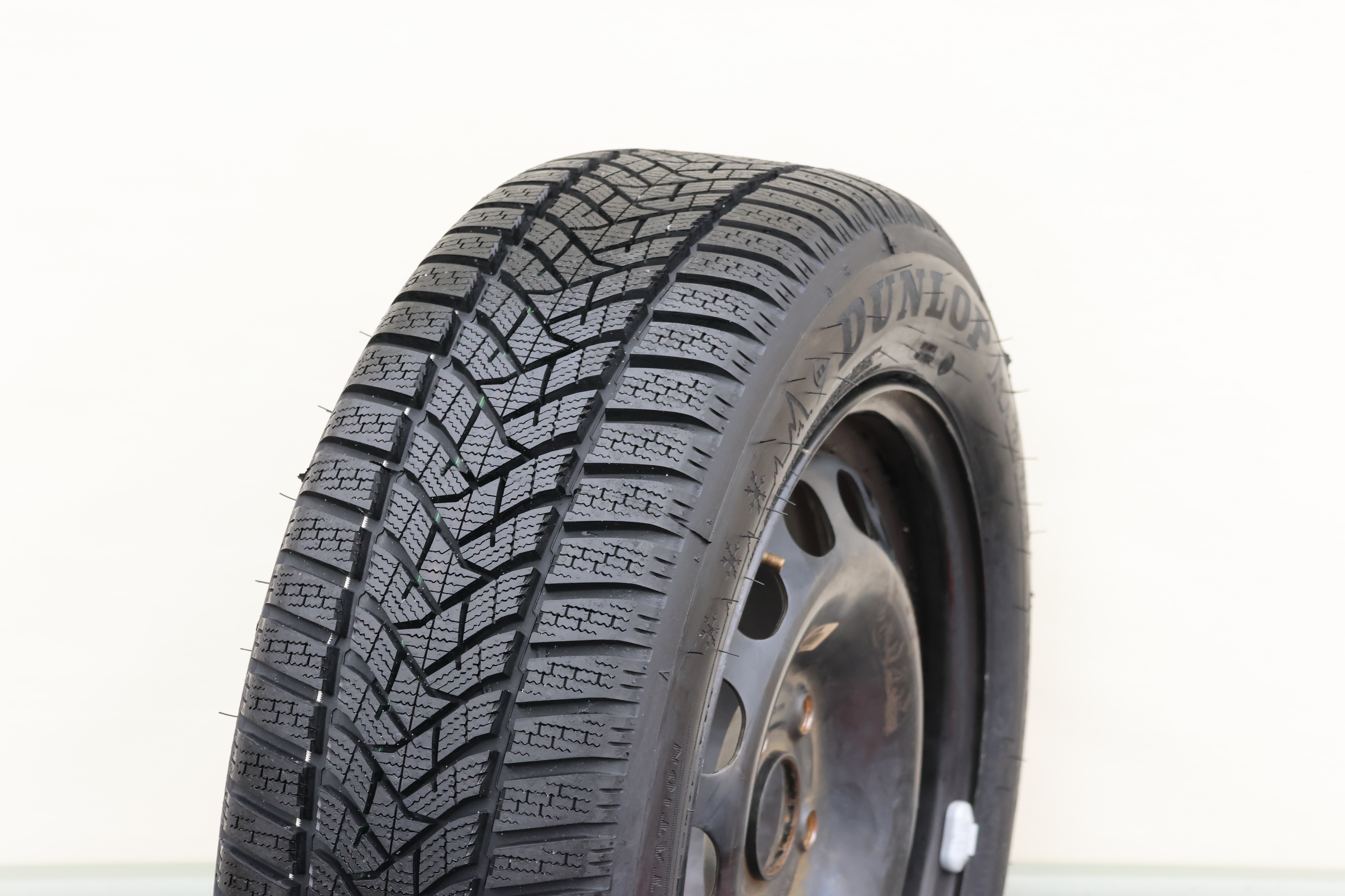 Dunlop Winter Sport 5 (91H)