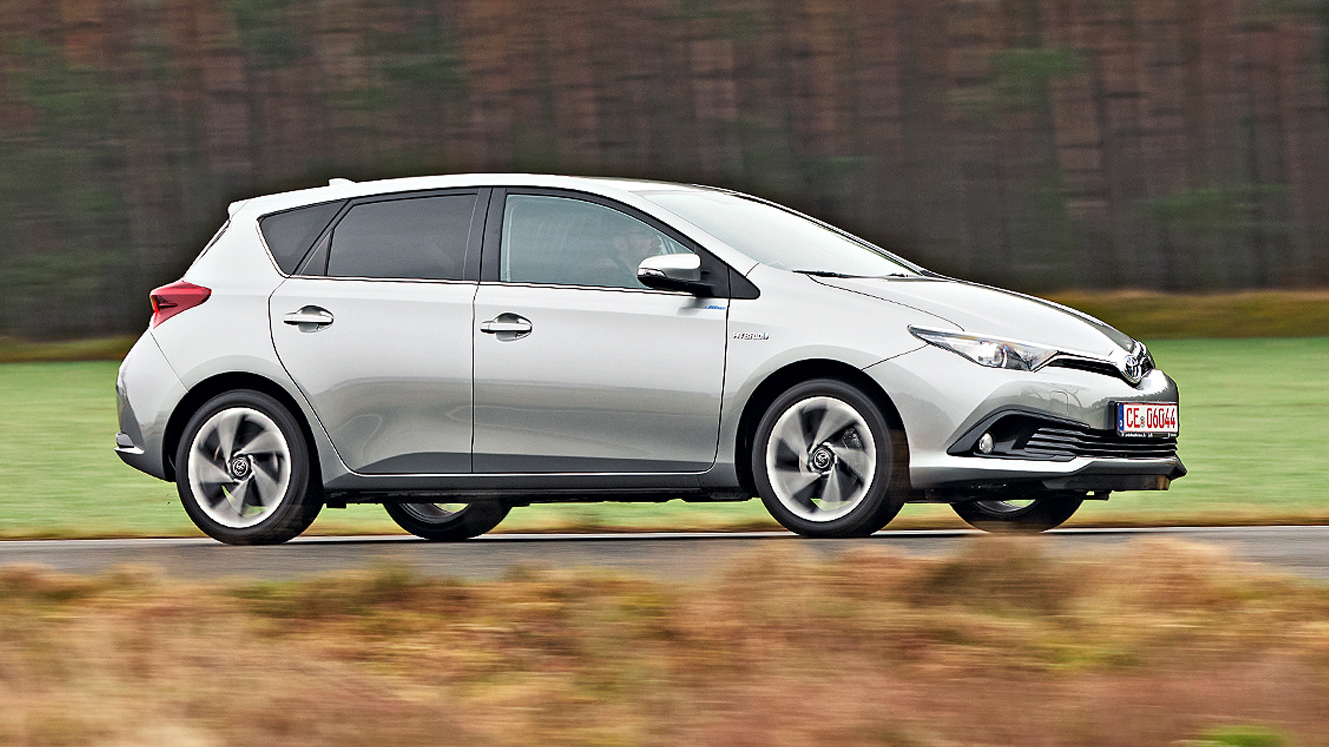 Toyota Auris 1.8 VVT-i Hybrid