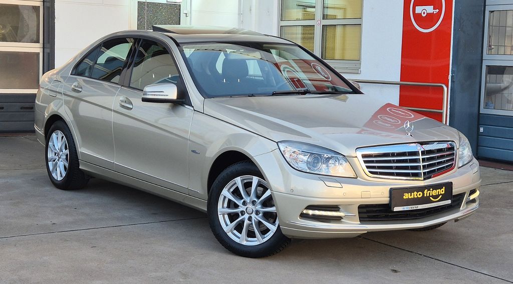 Bild des Angebotes Mercedes-Benz C 180 CGI Aut./XENON/COMMAND/GSD/SHZ/PDC/TEMPO