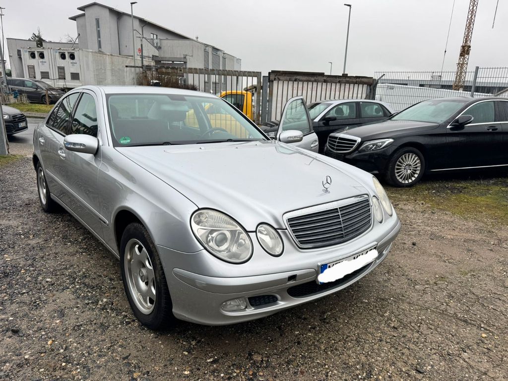 Bild des Angebotes Mercedes-Benz E 240 Elegance TÜV