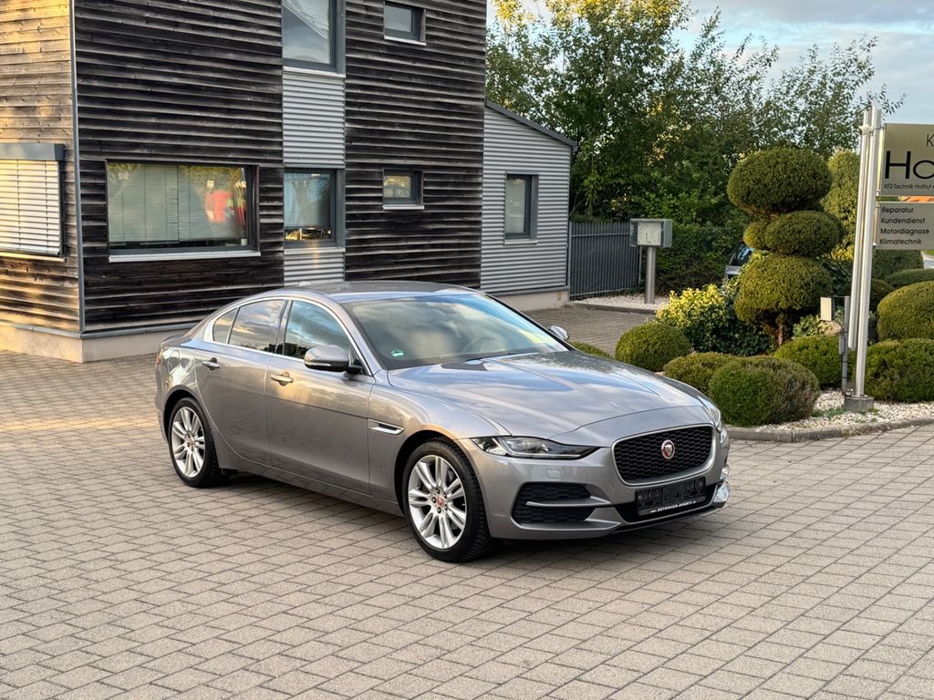 Bild des Angebotes Jaguar XE SE