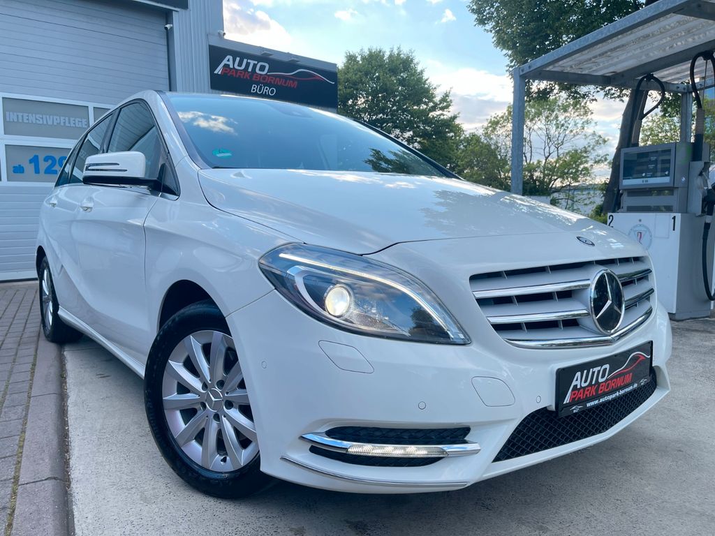 Bild des Angebotes Mercedes-Benz B 200/BI-XENON/AHK/PDC/SHZ/EURO6/NAVIGATION