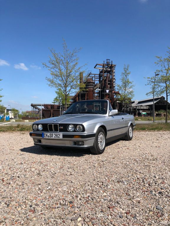 BMW E30 318i Cabrio, Classic Data 2-, frischer TÜV