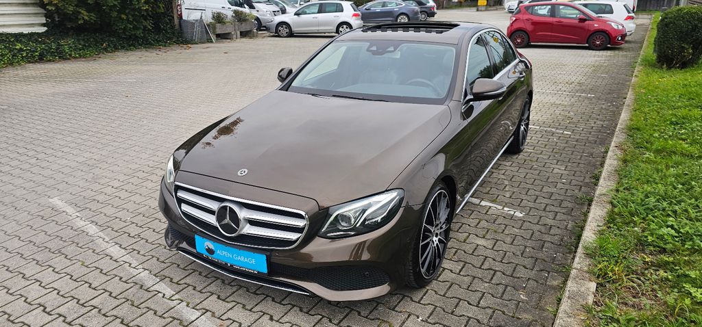 Bild des Angebotes Mercedes-Benz E*350d*Lim.*Avantgarde*Widescreen*Multibeam*MEGA