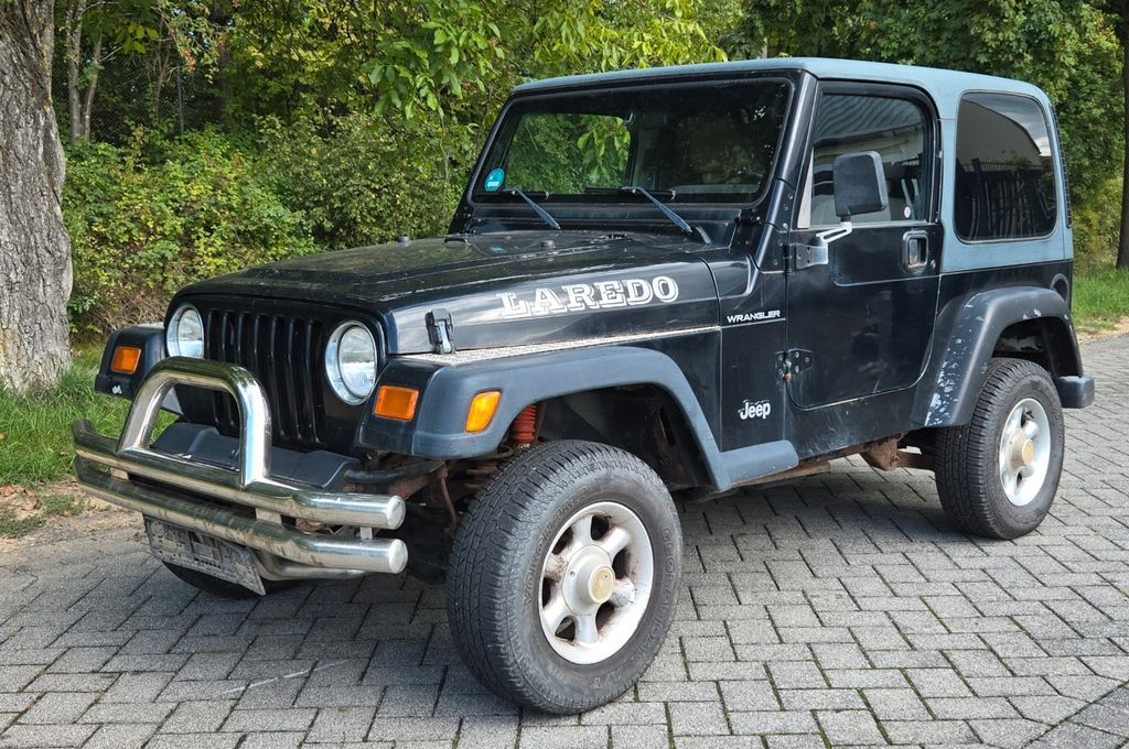 Bild des Angebotes Jeep Wrangler 4.0 Laredo Hardtop