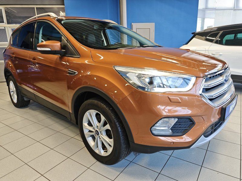 Bild des Angebotes Ford Kuga Titanium 1,5 176PS 4x4 Aut. 8*Alu/Navi/Wint