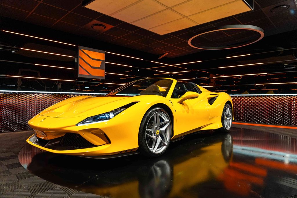 Bild des Angebotes Ferrari F8 Spider*Carbon racing seats*Passenger display