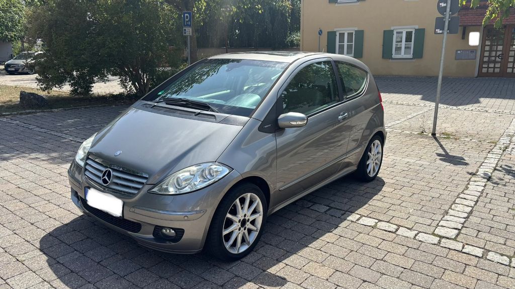 Bild des Angebotes Mercedes-Benz A200 Elegance Behindertenumbau Handgas TÜV neu