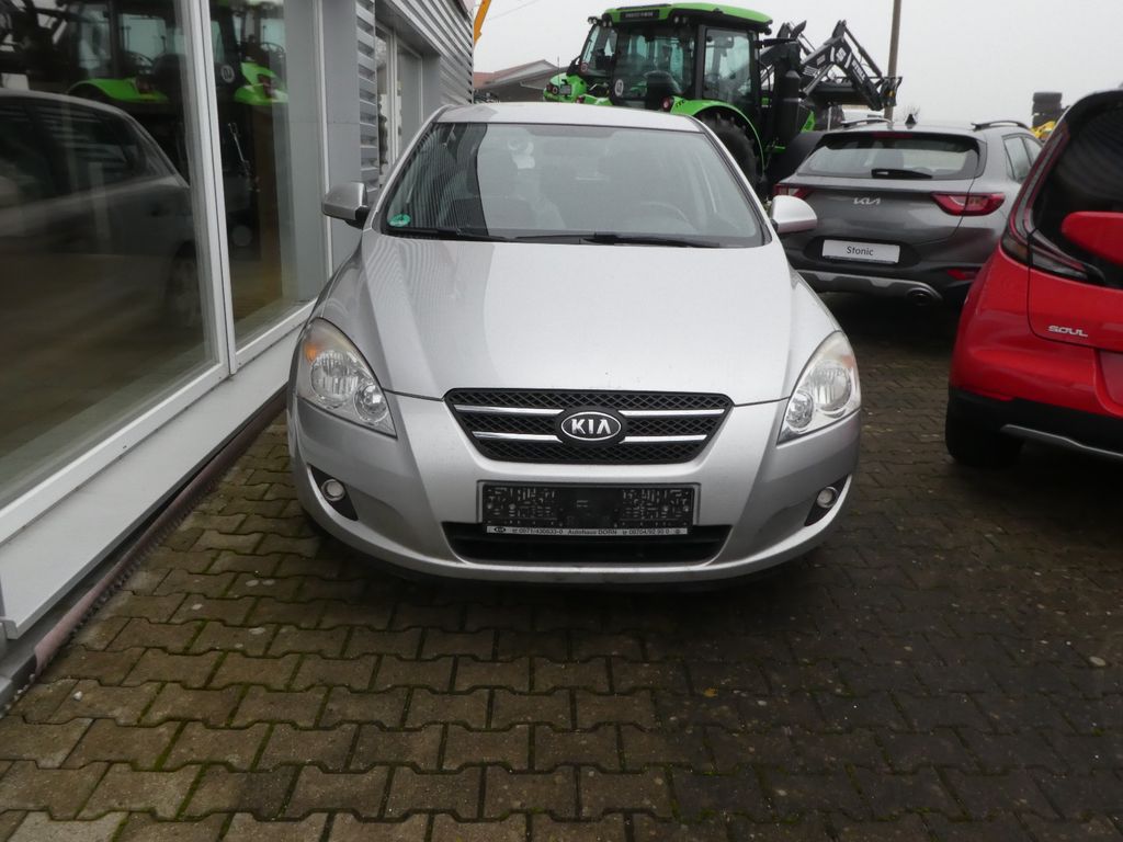 Bild des Angebotes Kia cee'd / Ceed