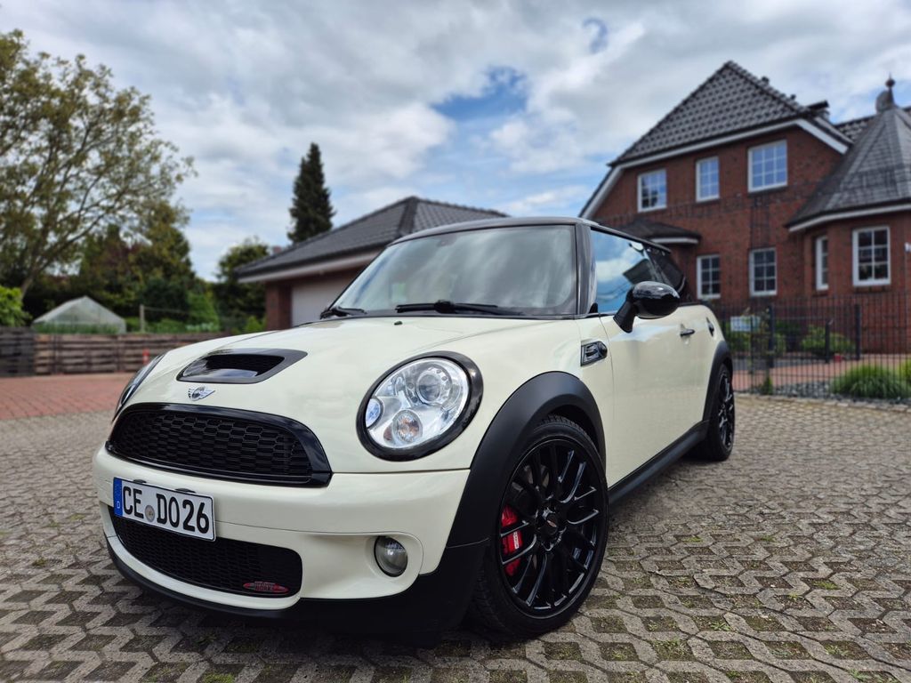 Bild des Angebotes MINI Cooper John Cooper Works