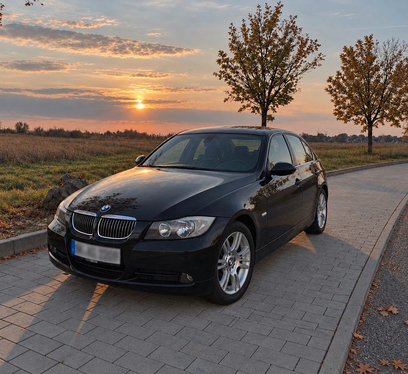Bild des Angebotes BMW 325i-E90 N52 218 PS Schiebedach M-Felgen Topform
