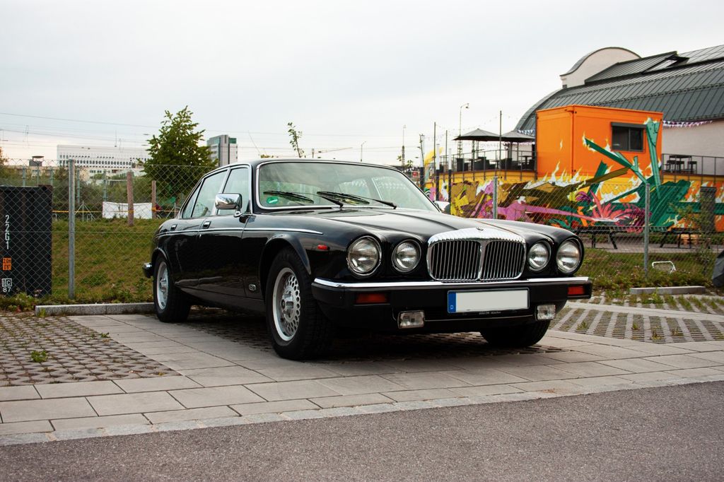 Bild des Angebotes Jaguar Daimler Double Six V12 /Oldtimer