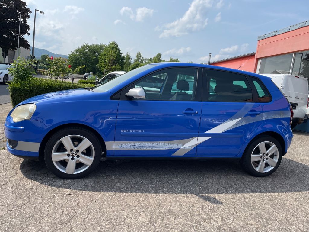 Bild des Angebotes Volkswagen Polo 9N Schalke 04 Edition Nr. 032  1. Familie
