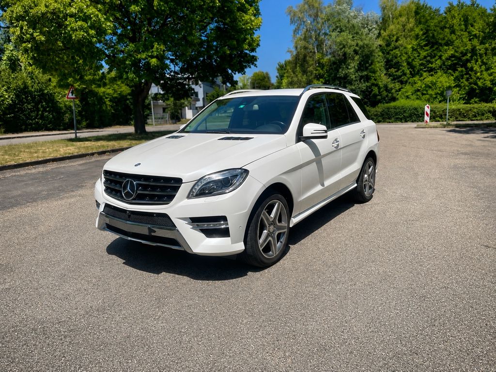 Bild des Angebotes Mercedes-Benz ML 350 BlueTEC 4MATIC - VOLLAUSTATTUNG -